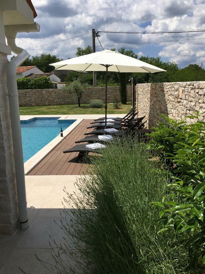 Villa Blanca With A Heated Private Pool Ruzici  Zewnętrze zdjęcie